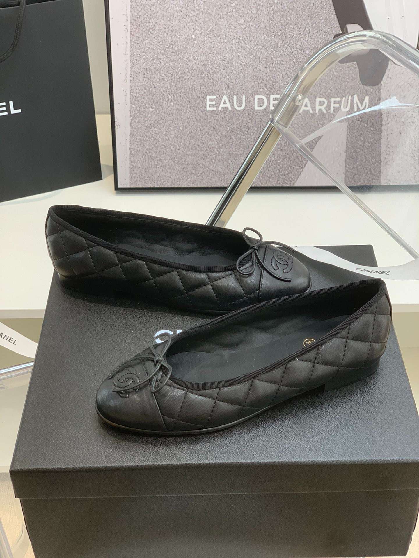 Ch**el Ballet Flats Black For Women
