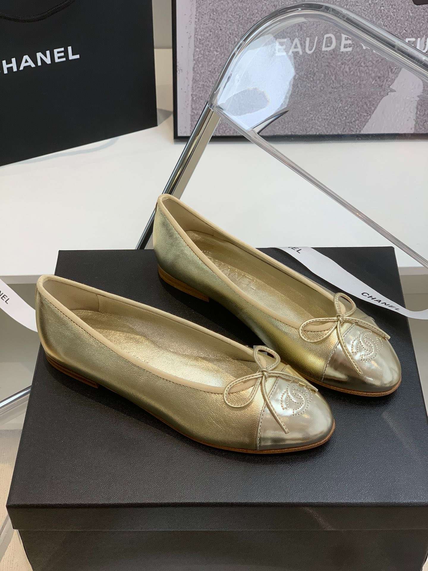Ch**el Ballet Flats Gold For Women