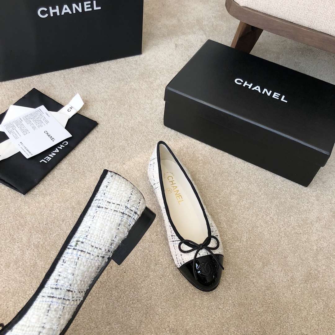 Ch**el Ballet Flats White For Women