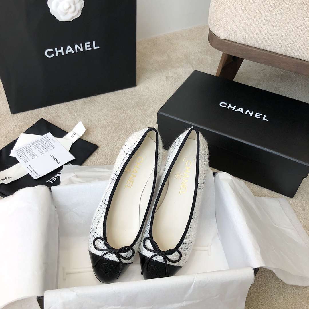 Ch**el Ballet Flats White For Women