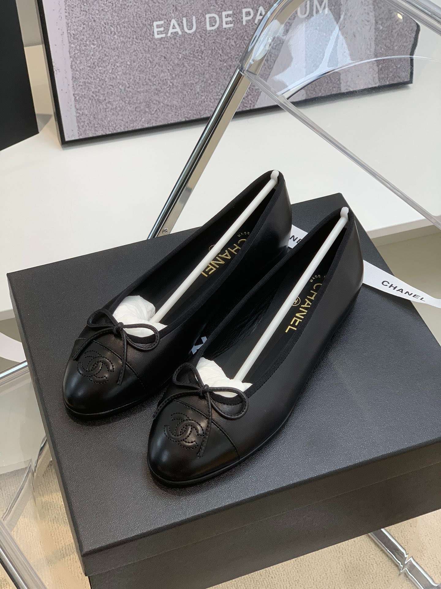 Ch**el Ballet Flats Black For Women