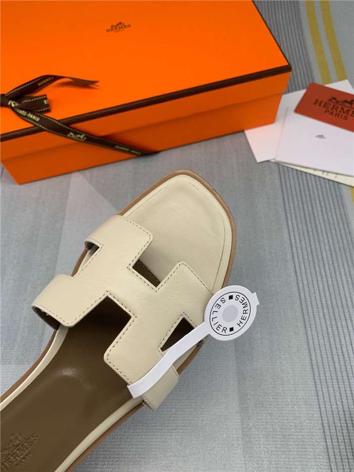 H**me5 Oran Sandal Cream For Women