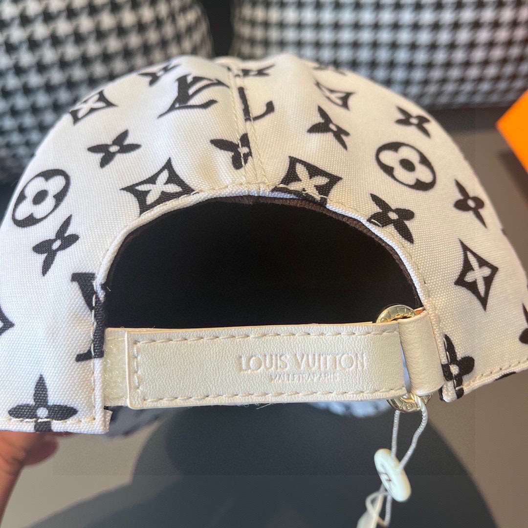 L0vis Vvtt0n Epi Monogram Cap White For Men