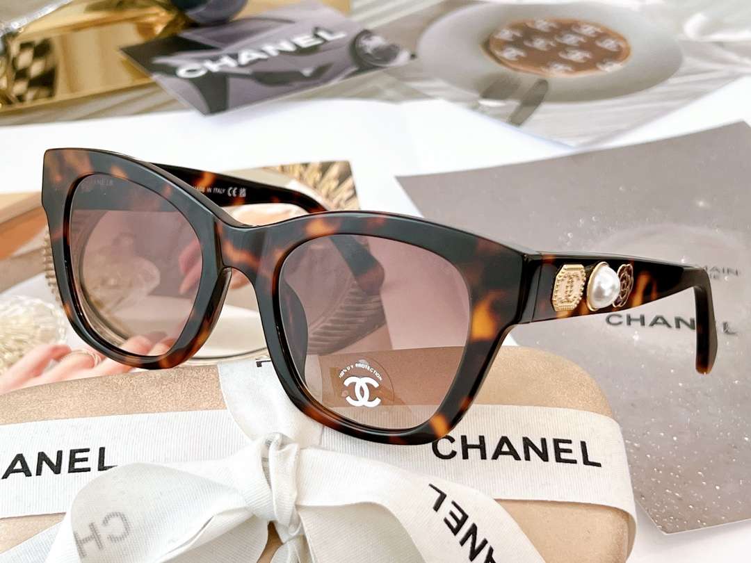 Ch**el Cat Eye Frame Sunglasses Brown For Women