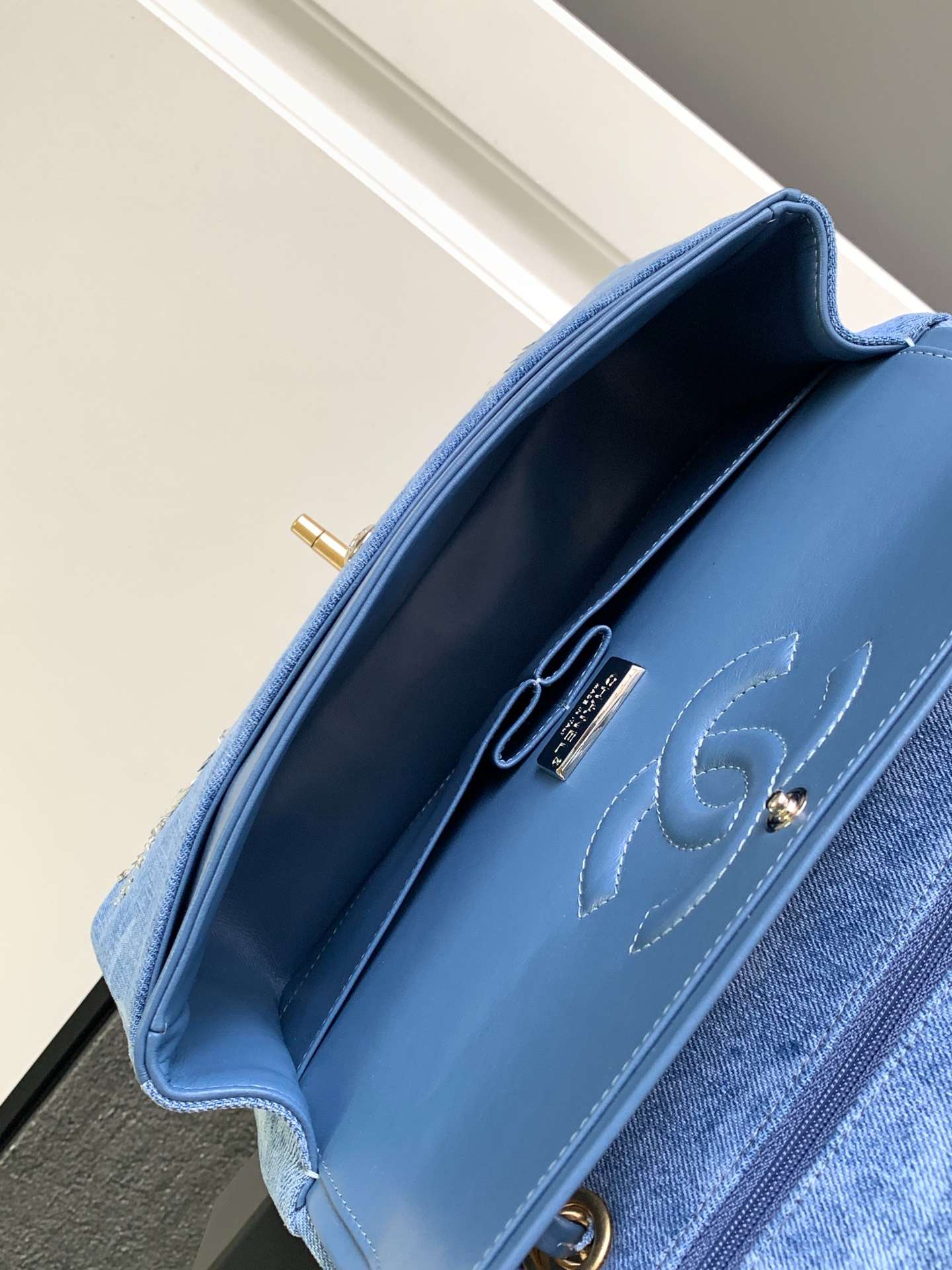 Ch**el Classic Handbags Blue For Women 25.5cm / 9.9in A01112
