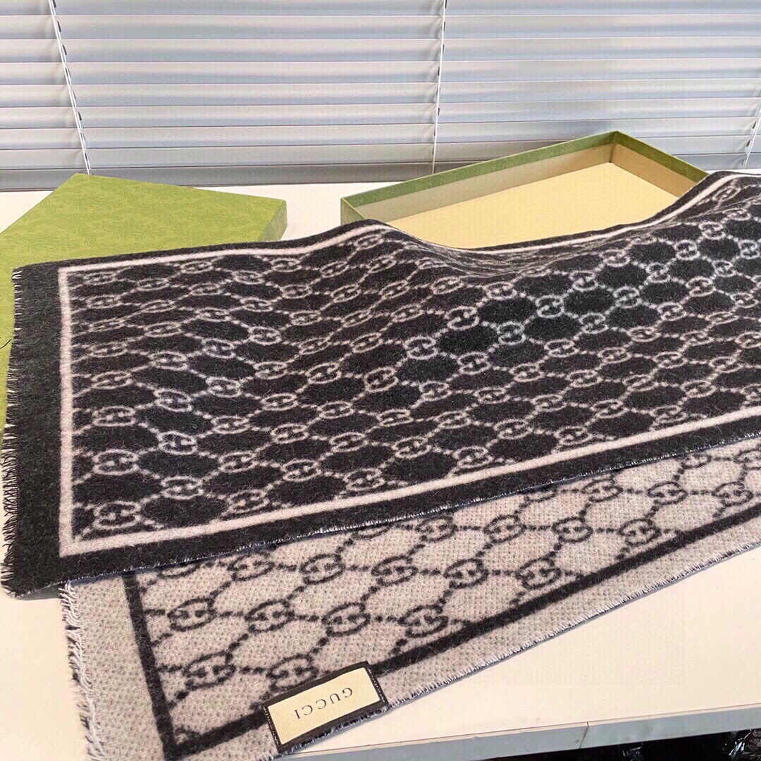 Gvc*1 Double Sided Scarf Black For Women
