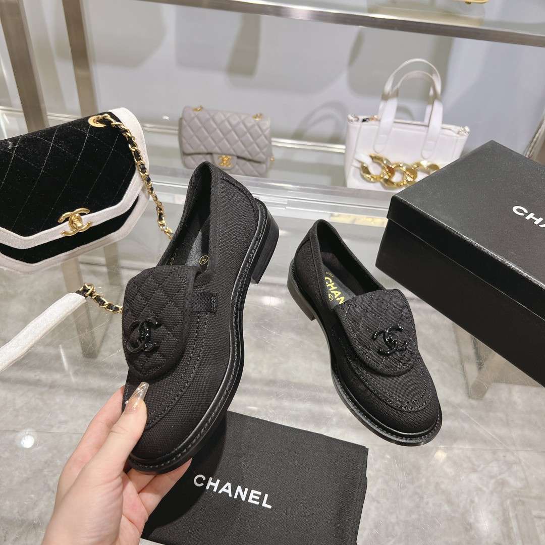 Ch**el Moccasins Black For Women
