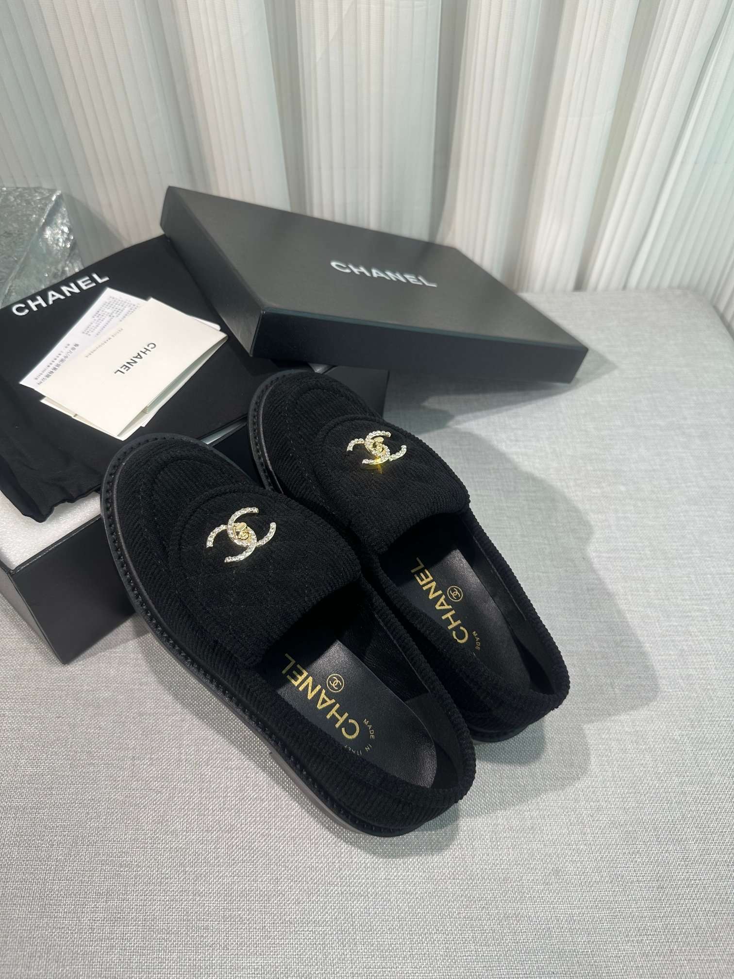 Ch**el Moccasins Black For Women