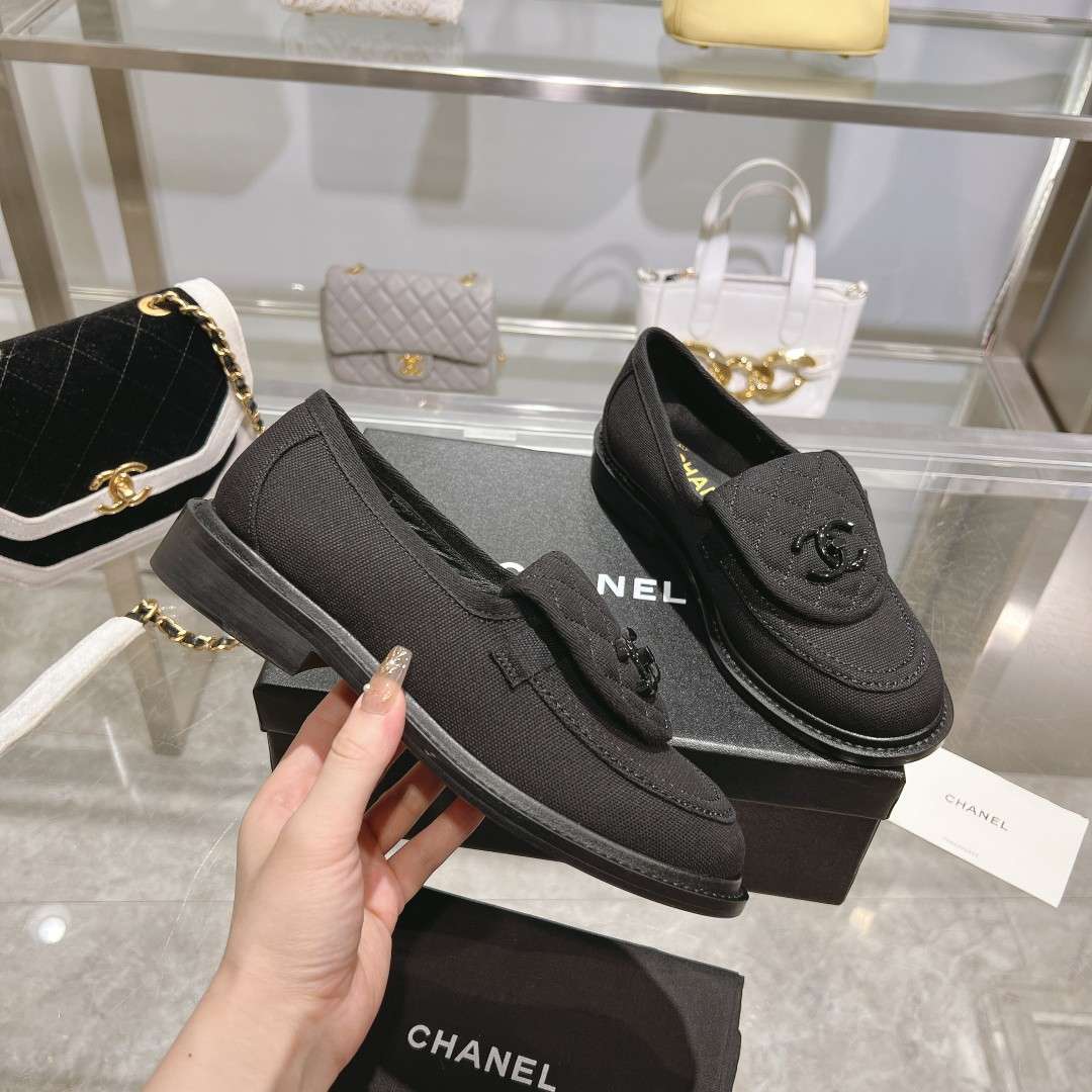 Ch**el Moccasins Black For Women