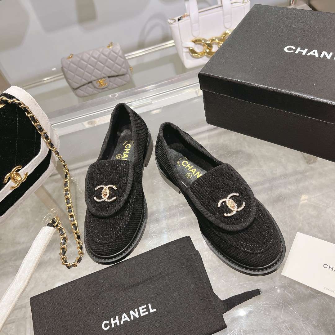 Ch**el Moccasins Black For Women