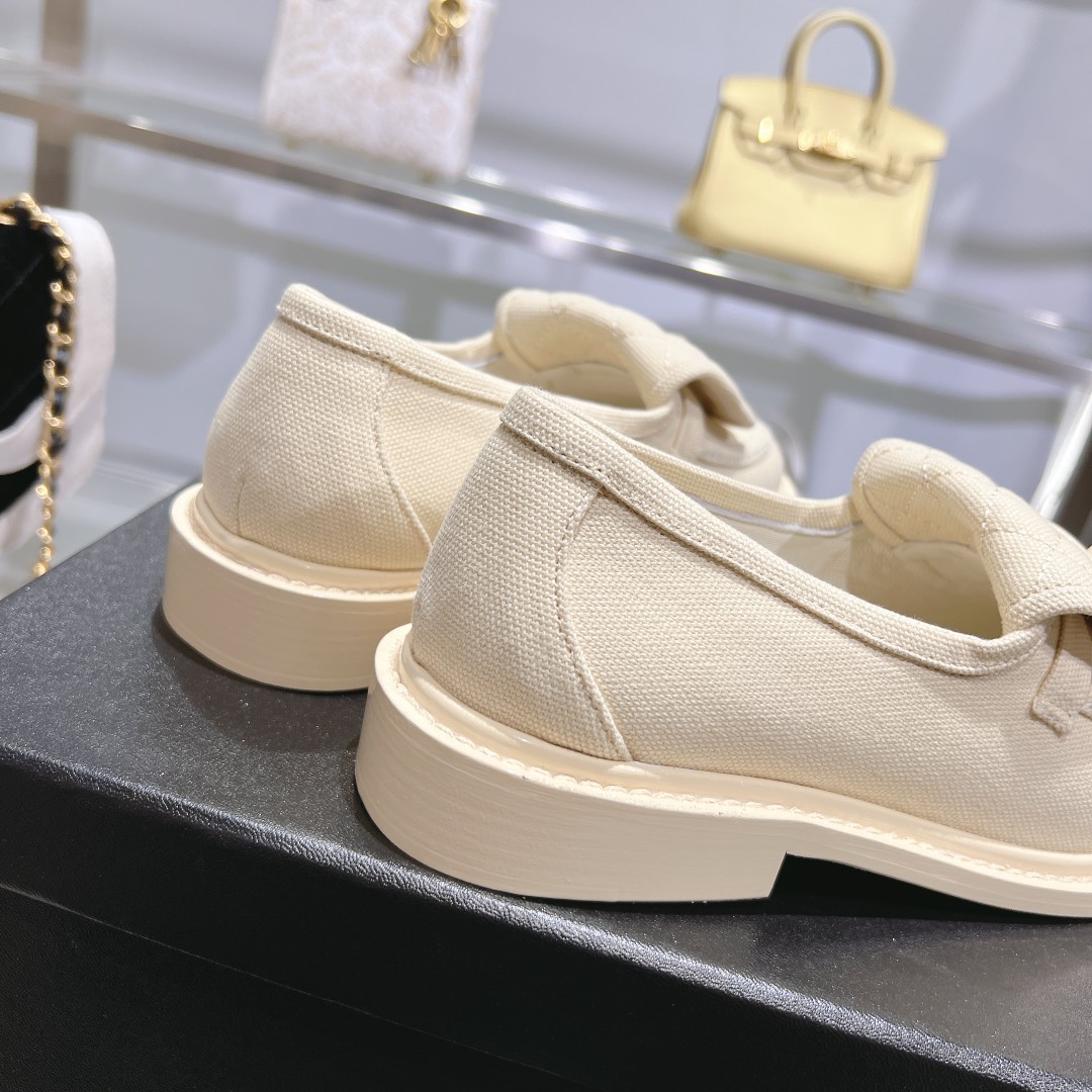 Ch**el Moccasins White For Women