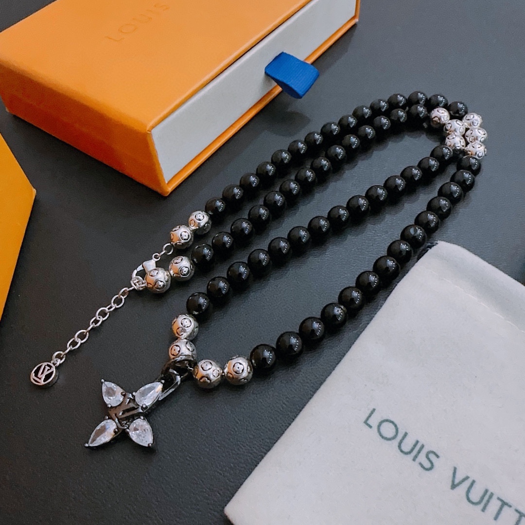 L0vis Vvtt0n Counter Seiko Necklace Black For Women