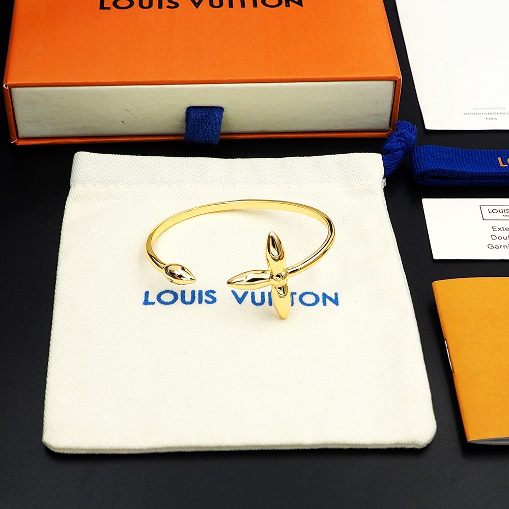 L0vis Vvtt0n L0visette Bracelet Gold For Women M00663