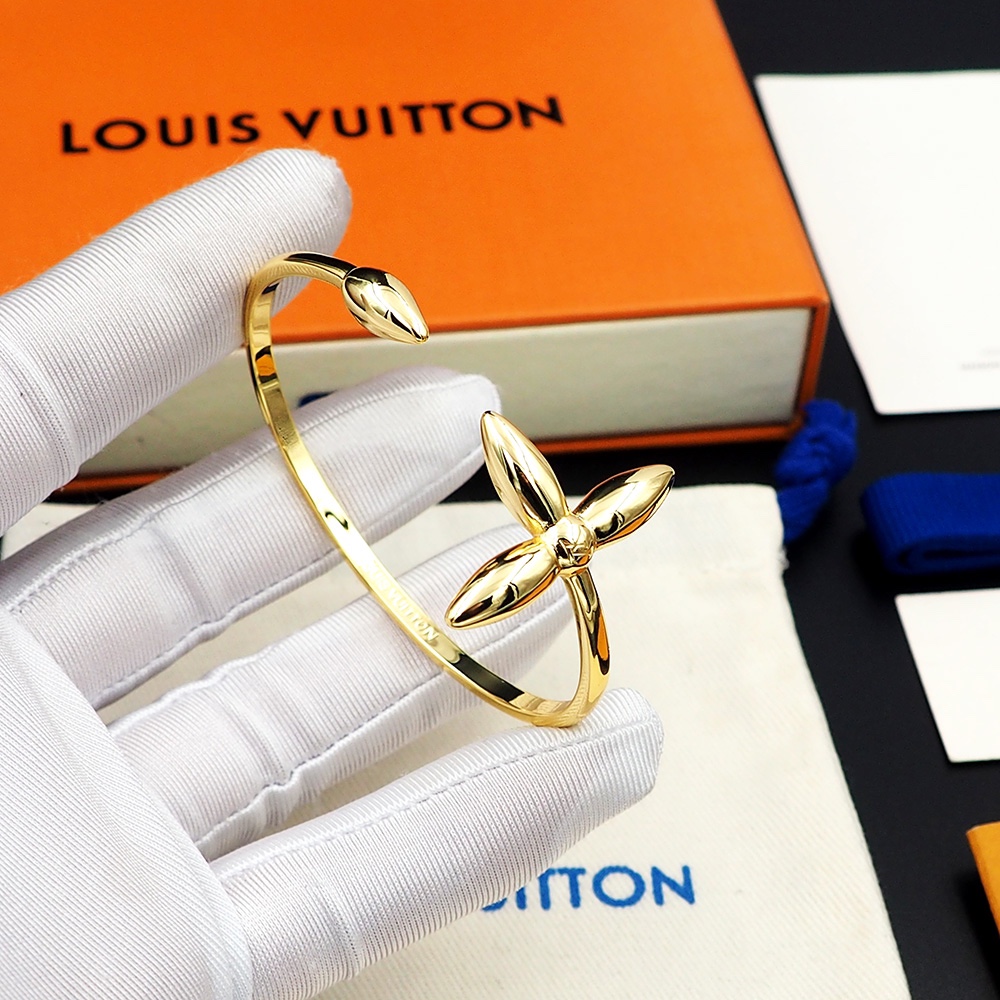 L0vis Vvtt0n L0visette Bracelet Gold For Women M00663