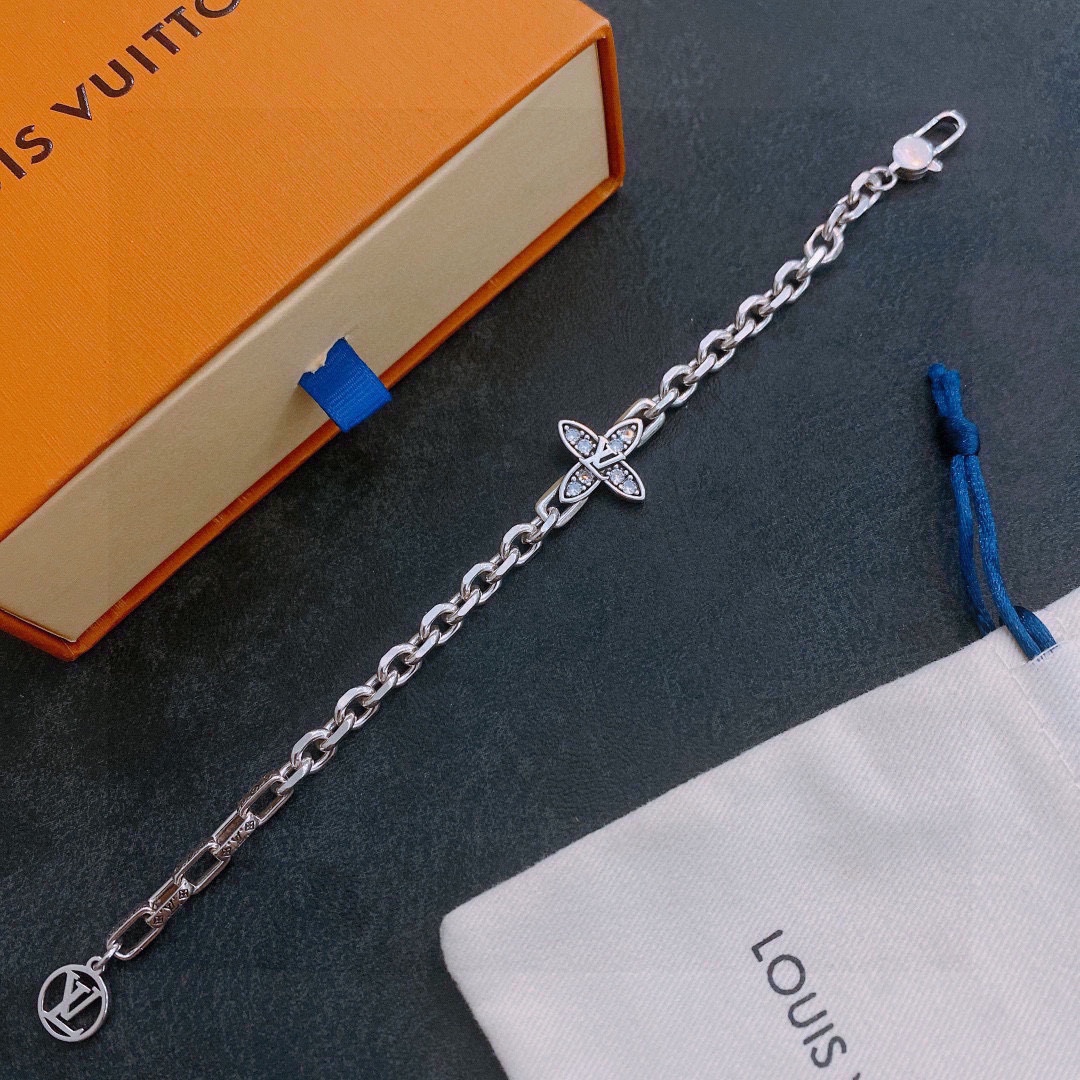 L0vis Vvtt0n L0visette Bracelet Silver For Women