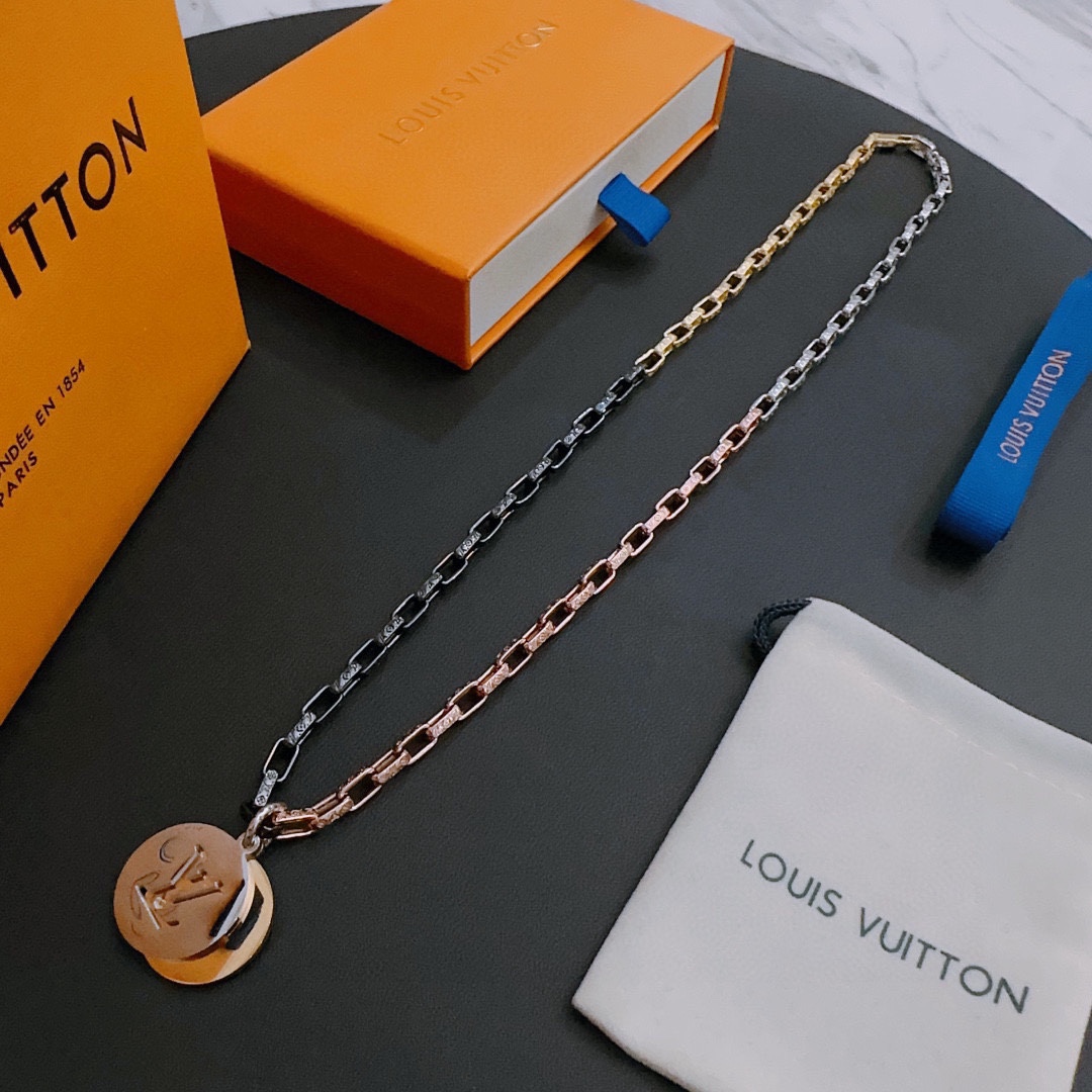 L0vis Vvtt0n Necklace Gold For Women