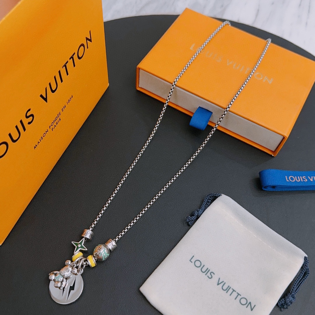L0vis Vvtt0n Necklace Silver For Women