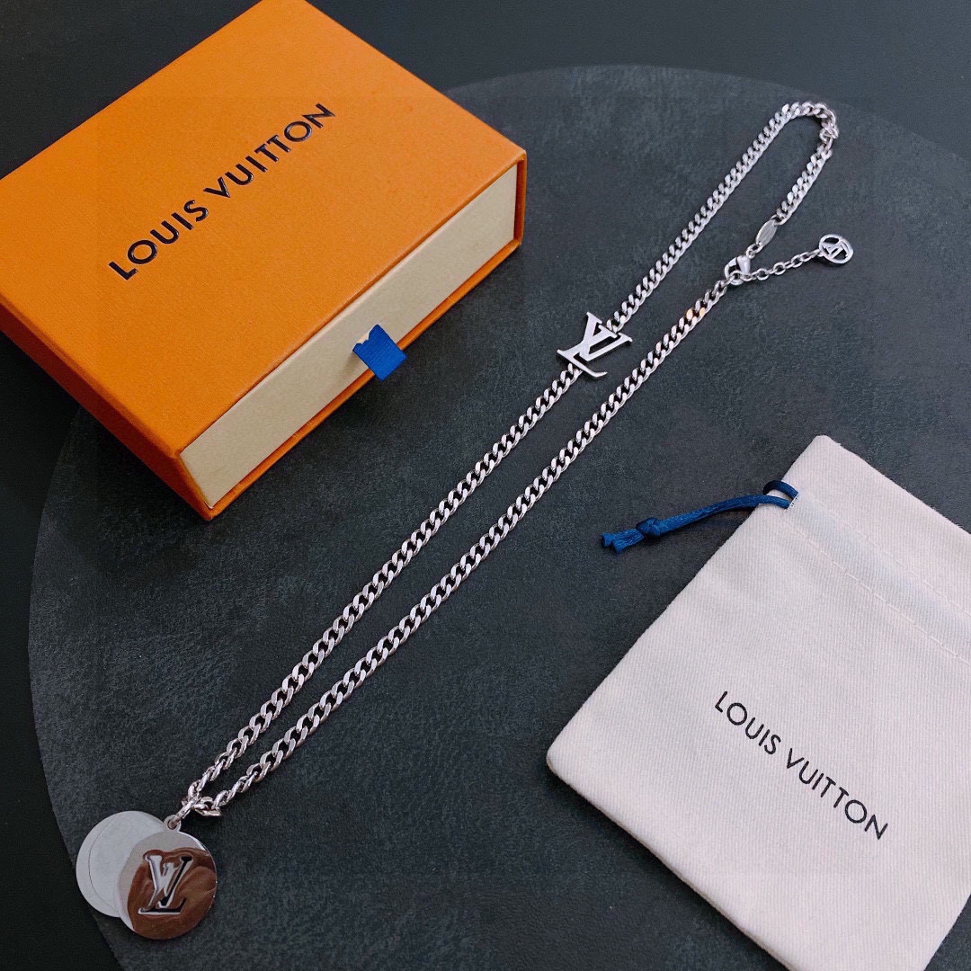 L0vis Vvtt0n Necklace Silver For Women