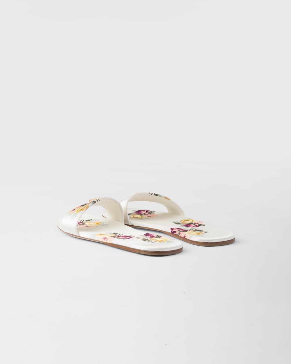 Pra*a Printed Satin Slides White For Women 1XX355_3LPE_F0627_F_D005
