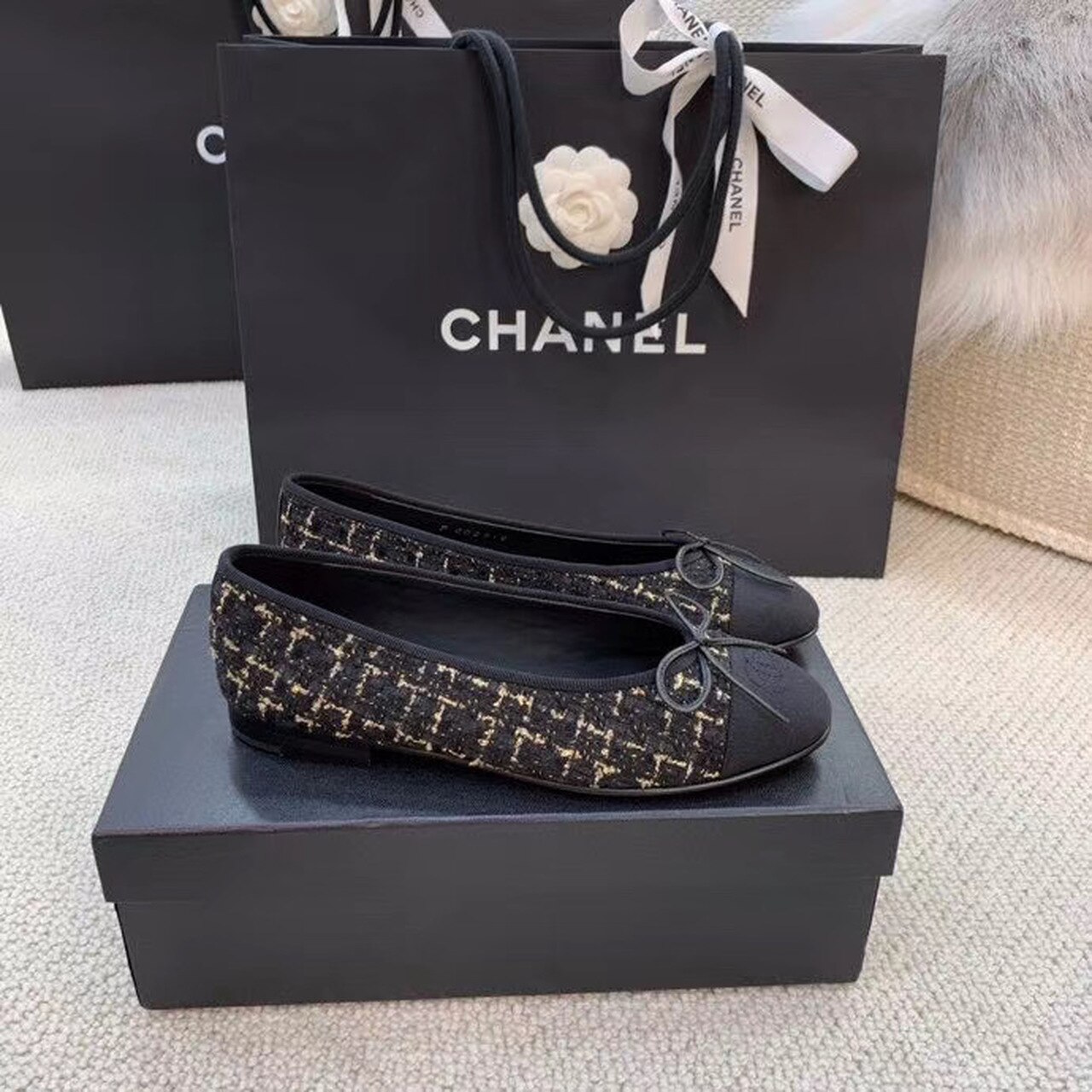 Ch**el Ballerina Flats Tweed Black/Gold For Women, Women’s Shoes G02819 K4311