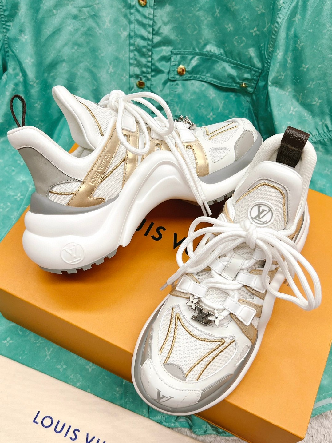 L0vis Vvtt0n LV Archlight Sneaker White For Women