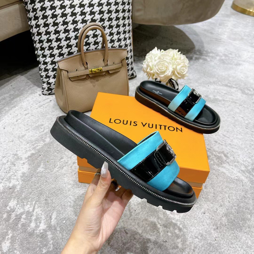 L0vis Vvtt0n Women’s Pool Pillow Flat Comfort Mule Blue For Women LV