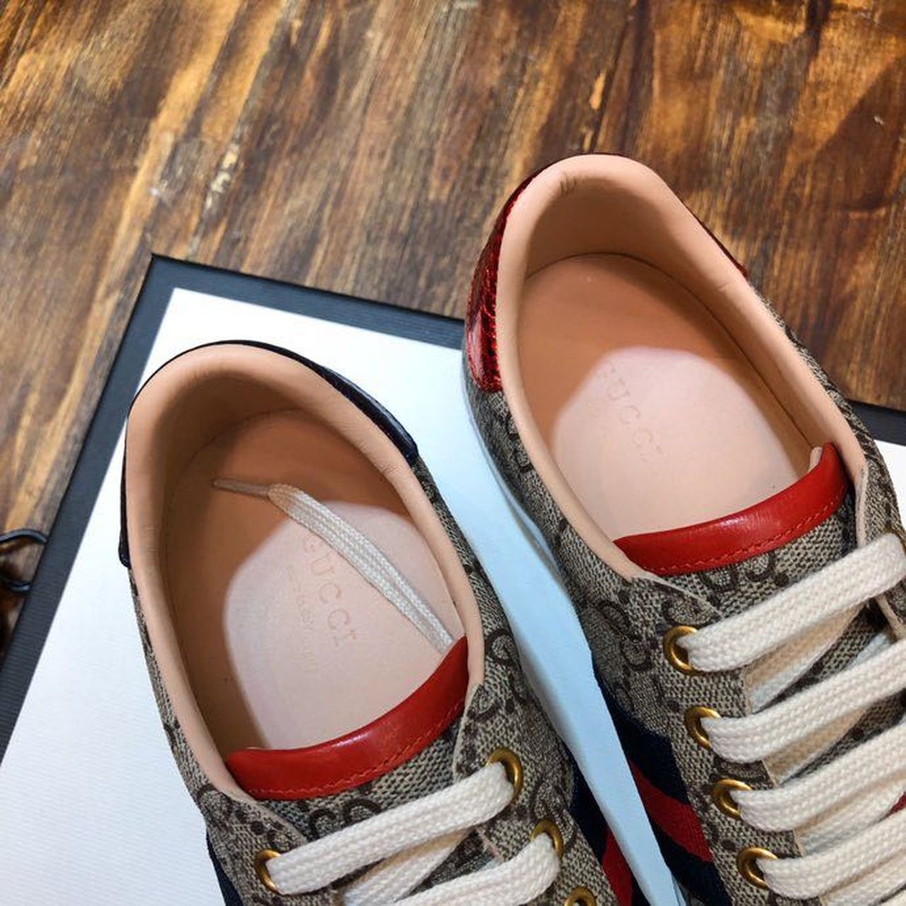 Gvc*1 Women’s Ace GG Svp*me Sneaker Brown For Women GG 499410 96G50 9768
