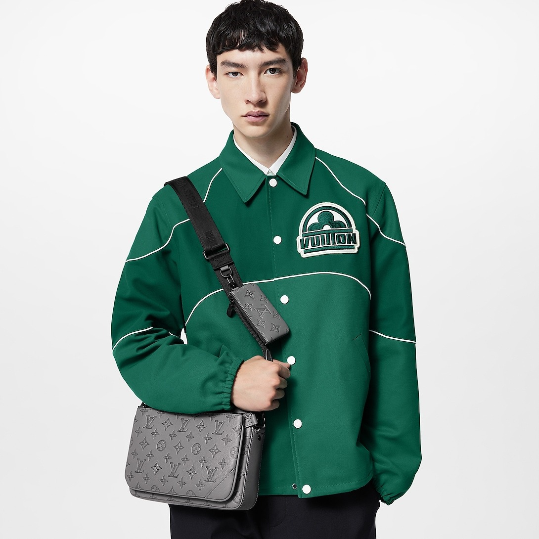 L0vis Vvtt0n Trio Messenger Monogram Shadow By Virgil Abloh’s Grey For Men, Men’s Bags, Shoulder And Crossbody Bags 9.5in/25cm LV