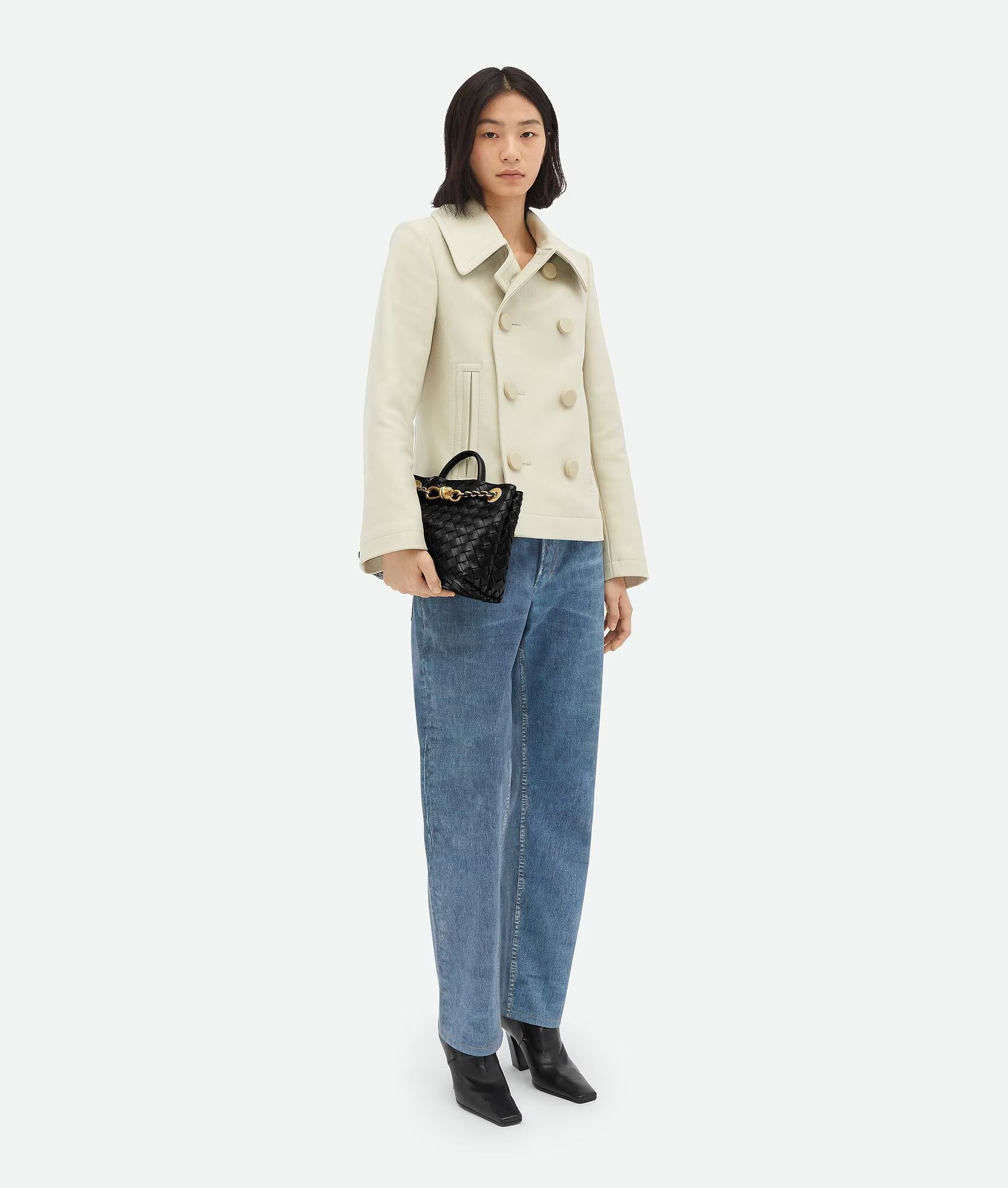 [True-to-ORIGINAL] B0tt*ga Ven*ta Small Andiamo With Chain Bag Black 25cm/9.8in – 786008VCPP11019