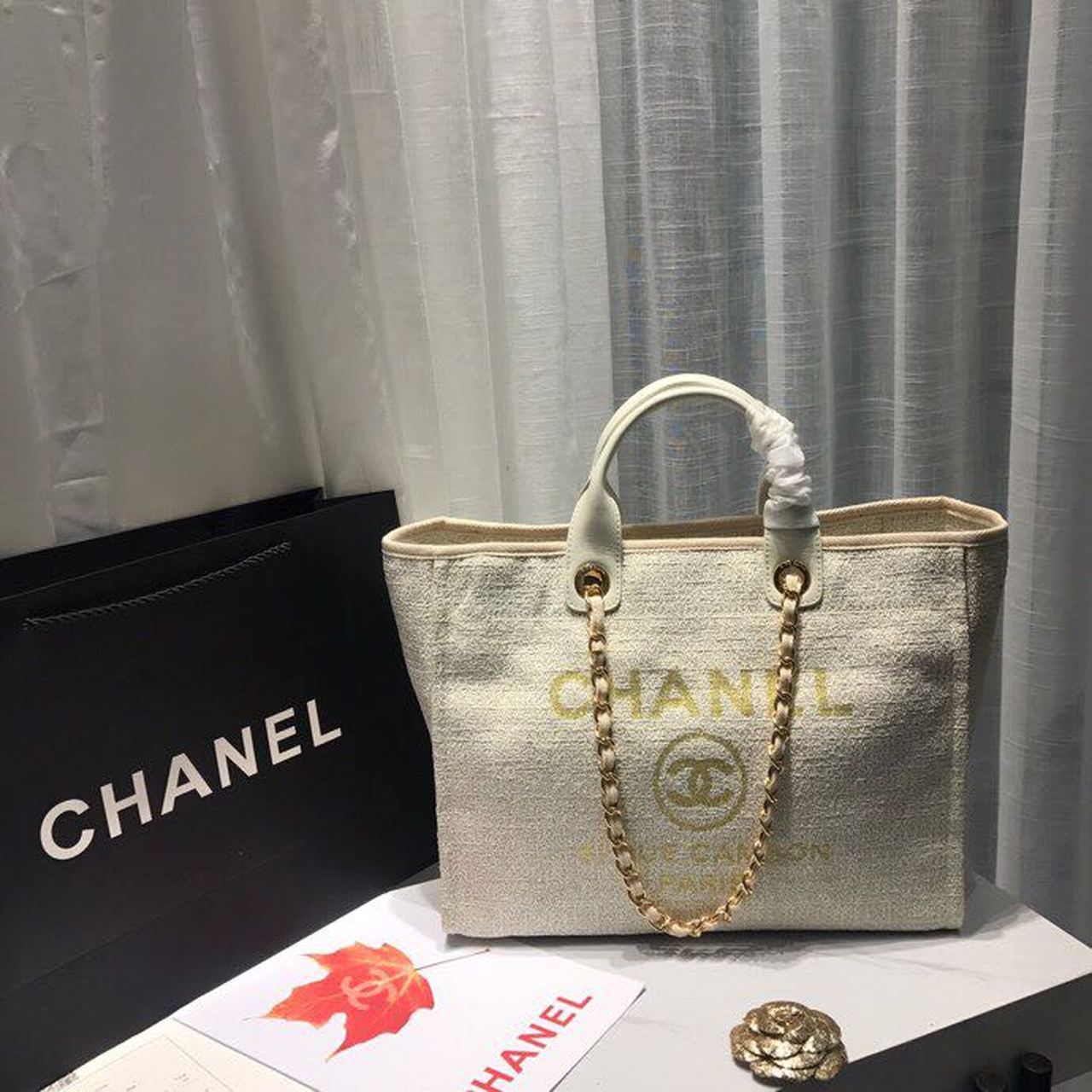 Ch**el Deauville Tote Tweed Canvas Bag Fall/Winter Collection, Beige/Cream/Gold/Multi For Women 15in/38cm