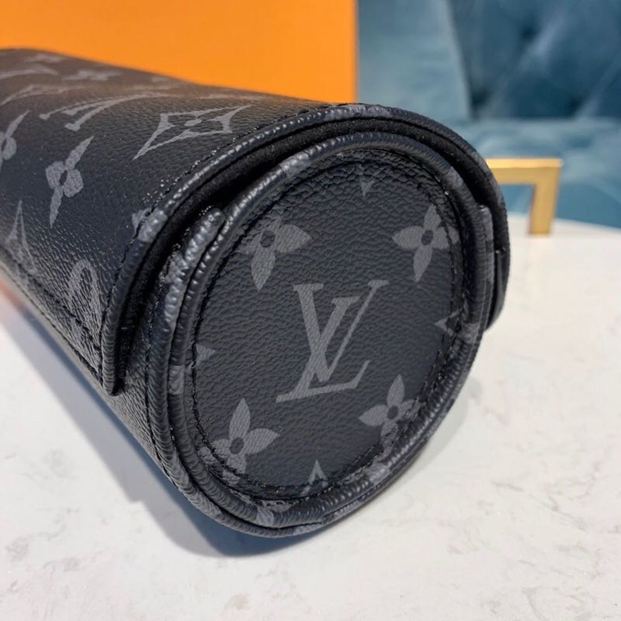 L0vis Vvtt0n 3 Watch Case Monogram Eclipse Canvas For Men, Men’s Bags, Luggage 7.9in/20cm LV M43385