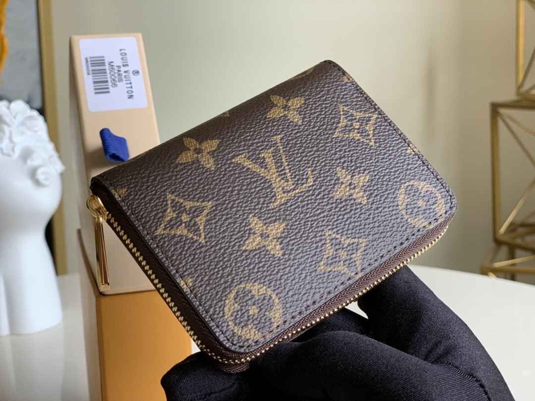 L0vis Vvtt0n Zippy Coin Purse In Monogram Canvas For Women, Women’s Wallet 11cm LV M60067