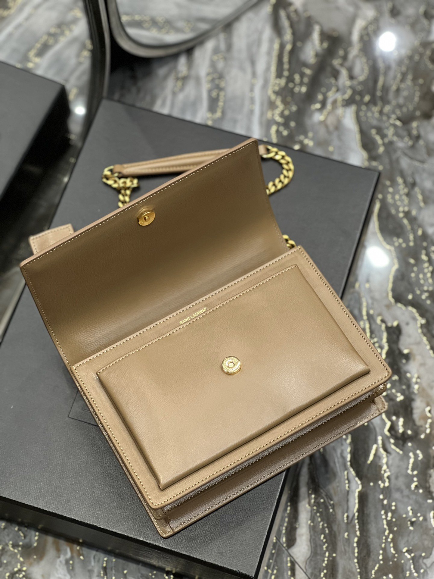Sa1nt Lau*nt Sunset Medium Chain Bag For Women 8.6in/22cm Dark Beige Y51 442906D420W2721