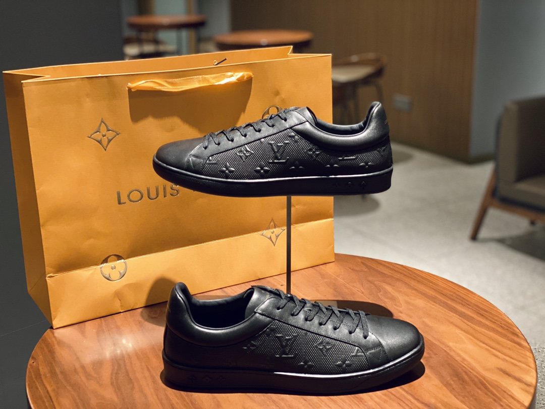 L0vis Vvtt0n Luxembourg Sneaker Black For Men LV 1A8QEB