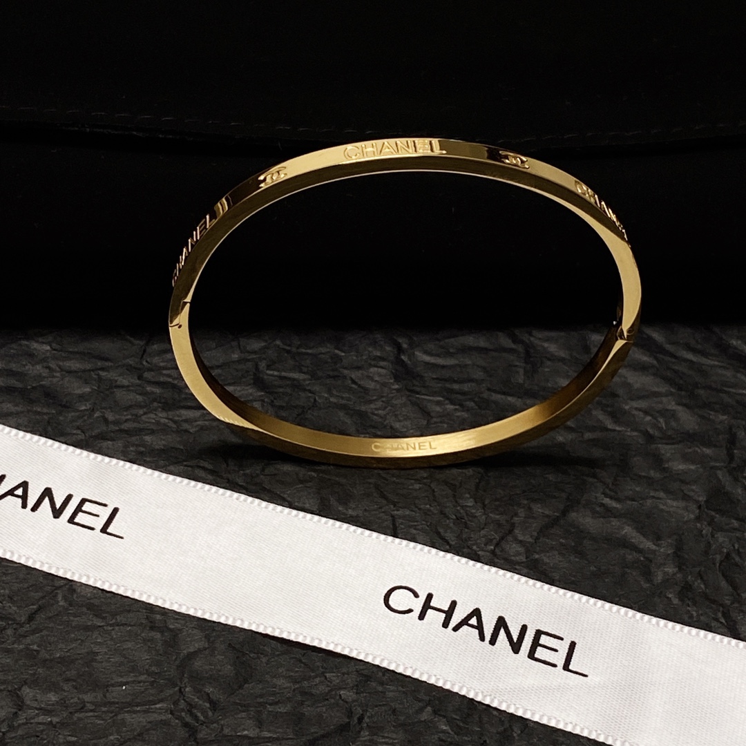 Ch**el Bracelet