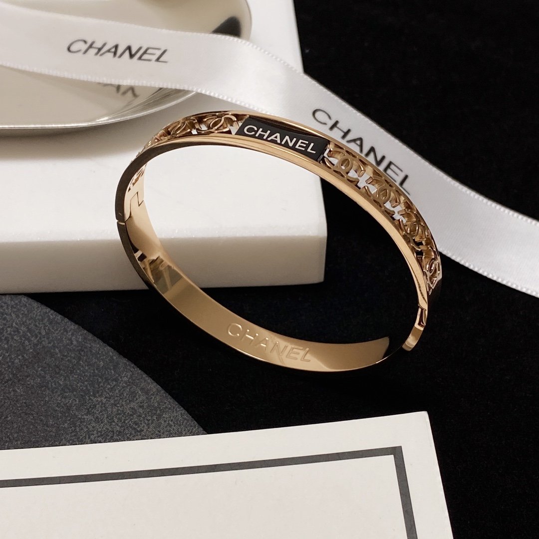 Ch**el Bracelet