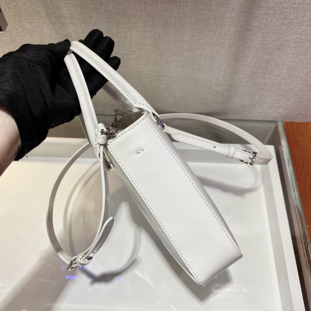 Pra*a Small Brushed Tote White For Women, Women’s Bags 6.9in/18cm 1BA331_ZO6_F0009_V_OOO