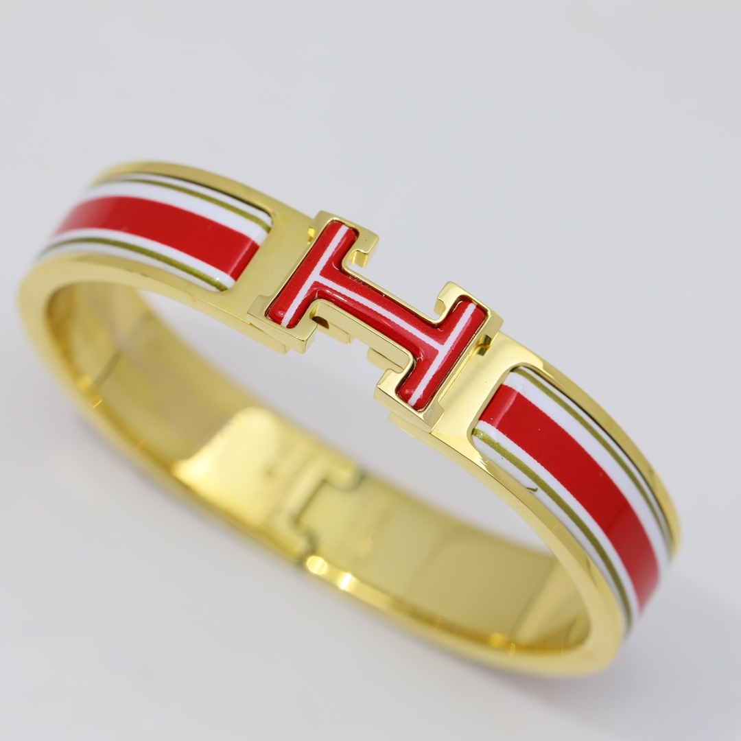 H**me5 Bracelet