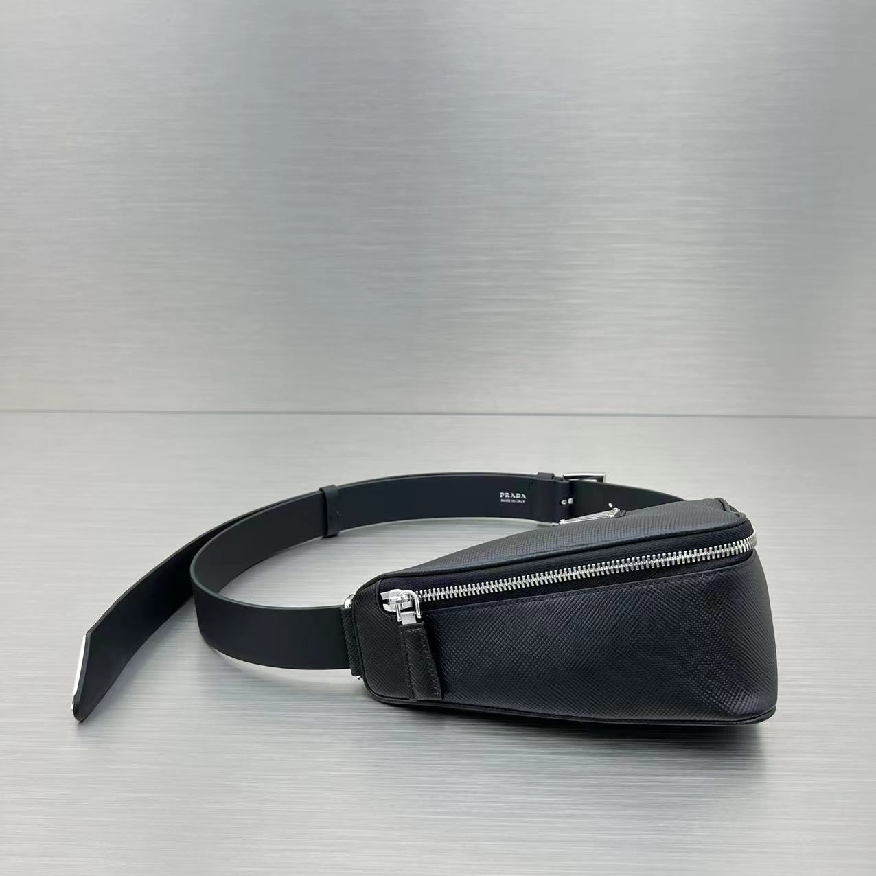 Pra*a Triangle Mini Bag Black For Women, Women’s Bags 9.8in/25cm