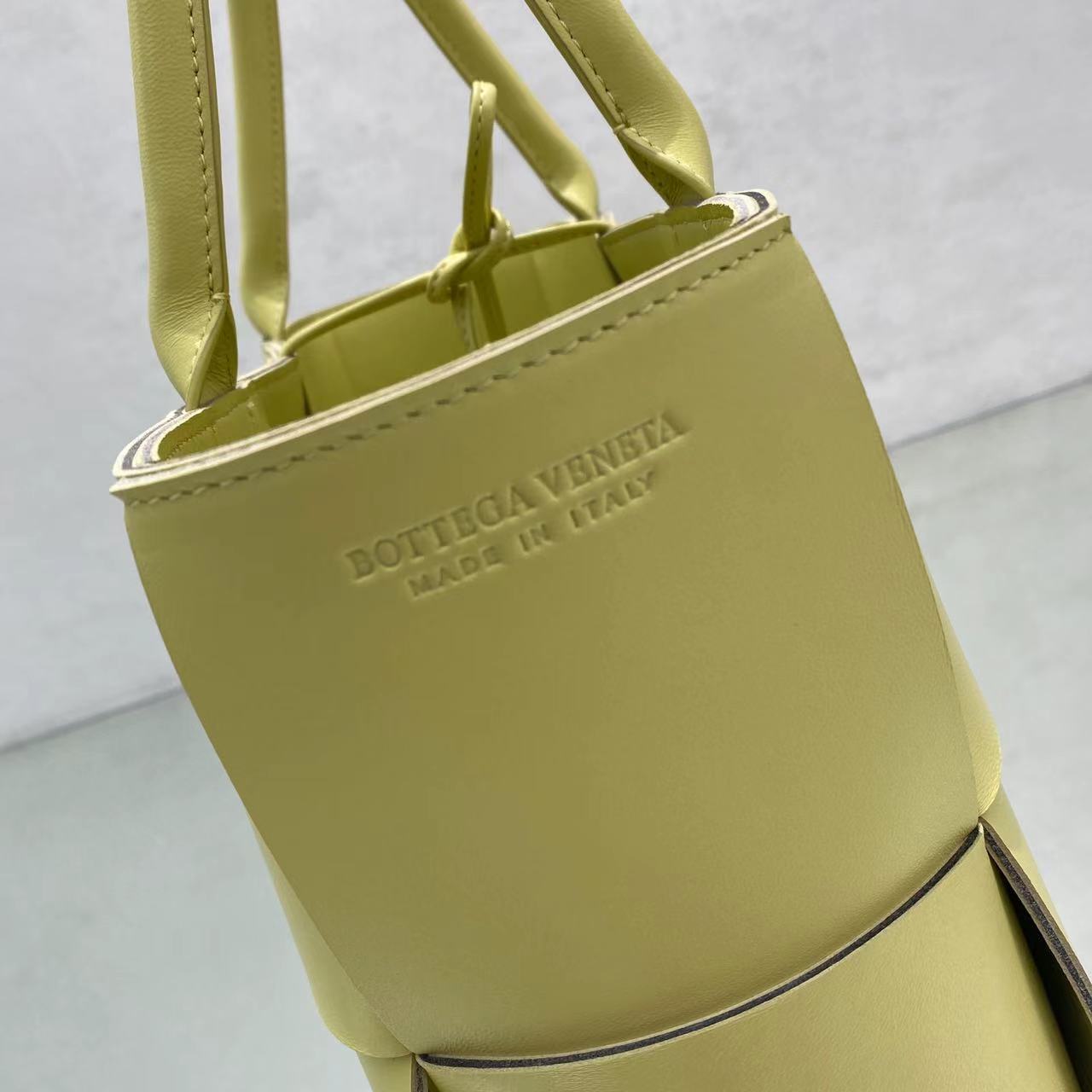 B0tt*ga Ven*ta Small Arco Tote Bag Yellow, For Women, Women’s Bags 14.2in/36cm