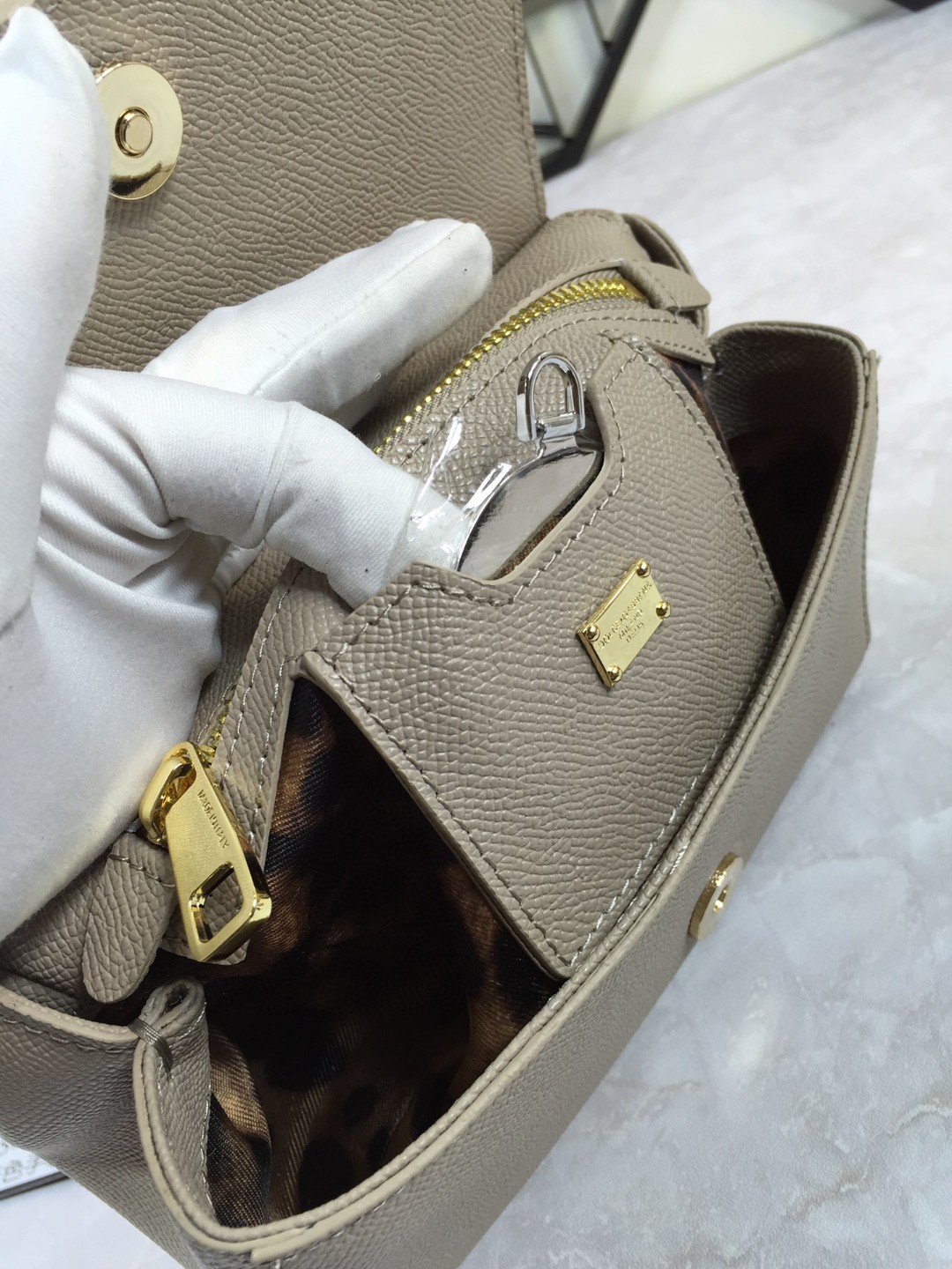 Dolce & Gabbana Medium Sicily Handbag In Dauphine Grey For Women 10.2in/26cm DG BB4347A100187195