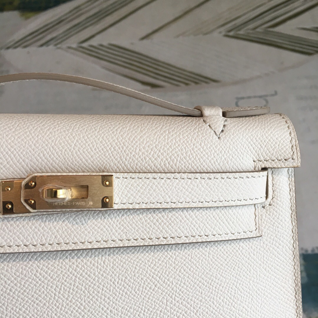 H**me5 Kelly Pochettee White For Women Gold Toned Hardware 8.5in/22cm