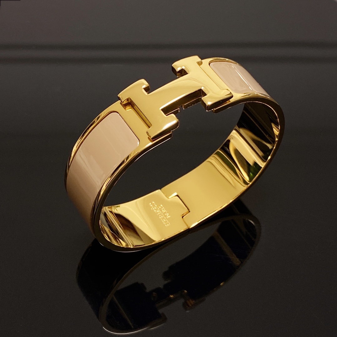 H**me5 Bracelet