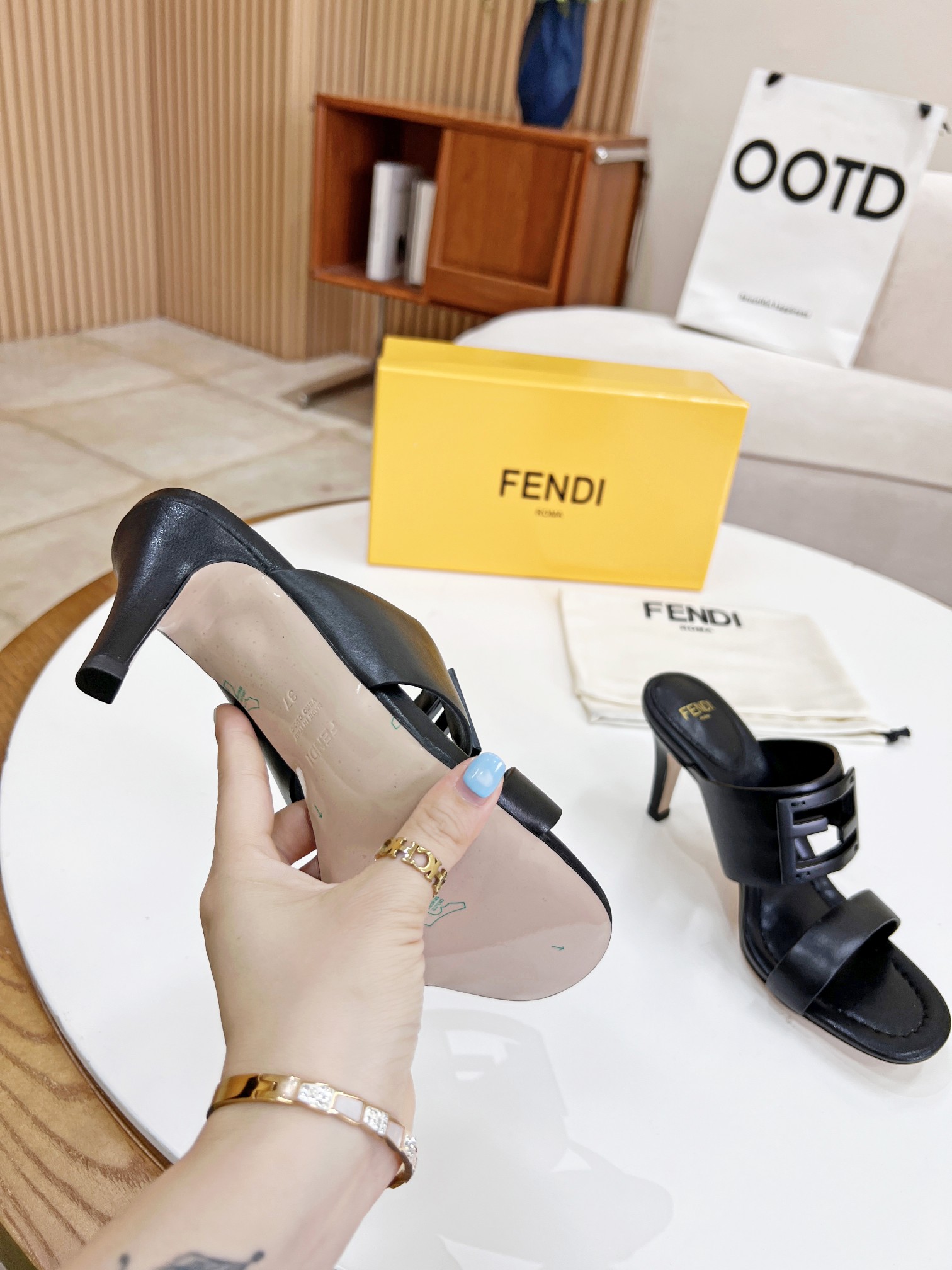 F**di Baguette Black Heels For Women 8R8287AE7TF0ABB