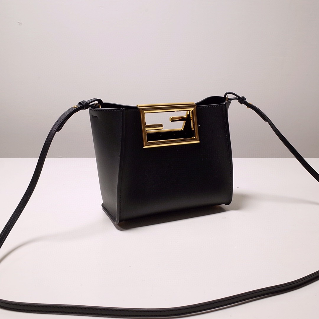 F**di Way Small Black Bag For Woman 20cm/8in 8BS054AAIWF0KUR