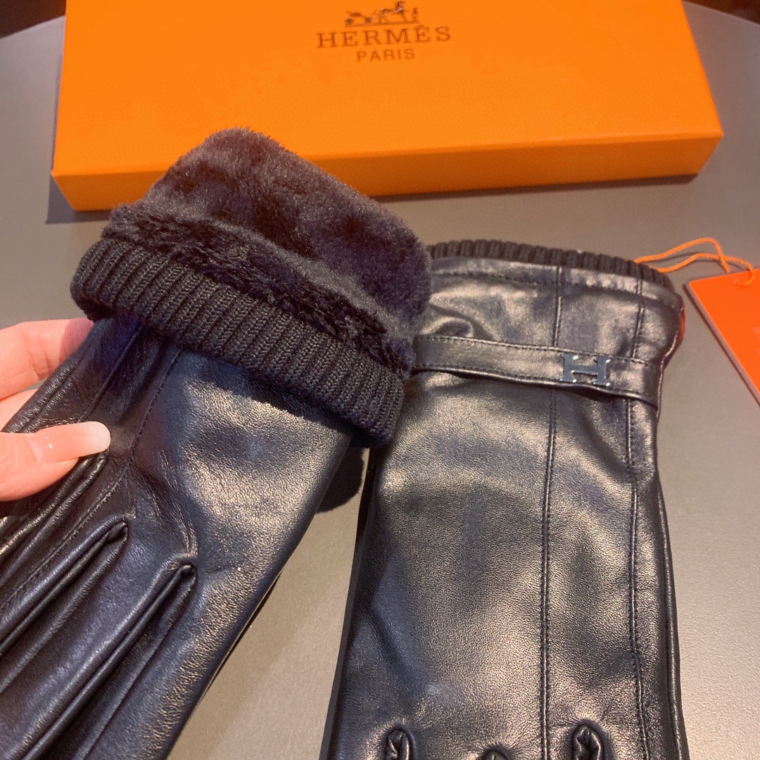 H**me5 Soya Gloves In Black