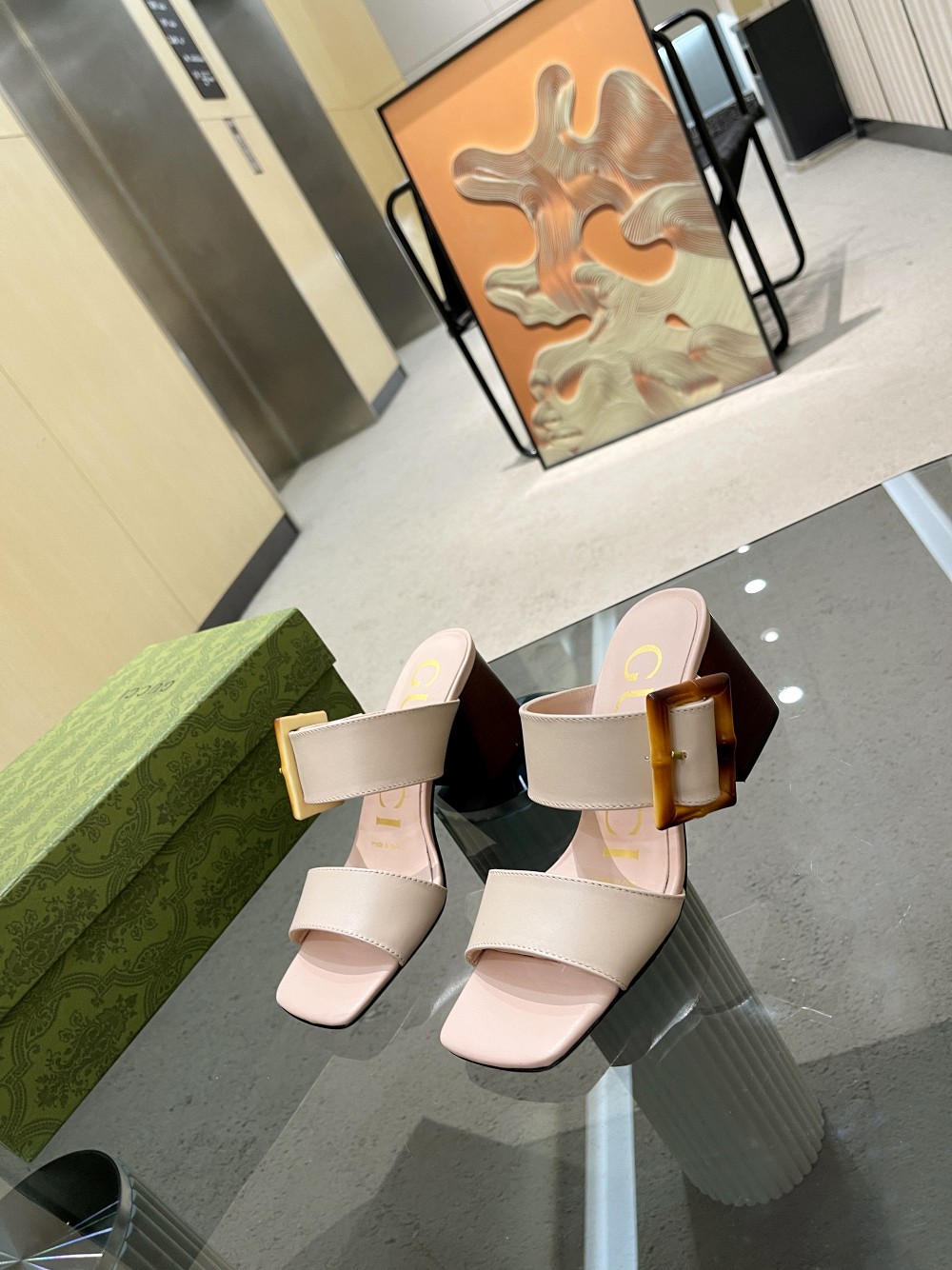 Gvc*1 Women’s Sandal With Bamboo Buckle Light Pink For Women GG 674821 C9D00 6705