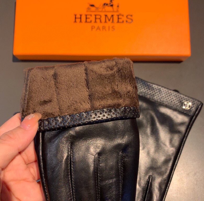 H**me5 Soya Gloves In Black