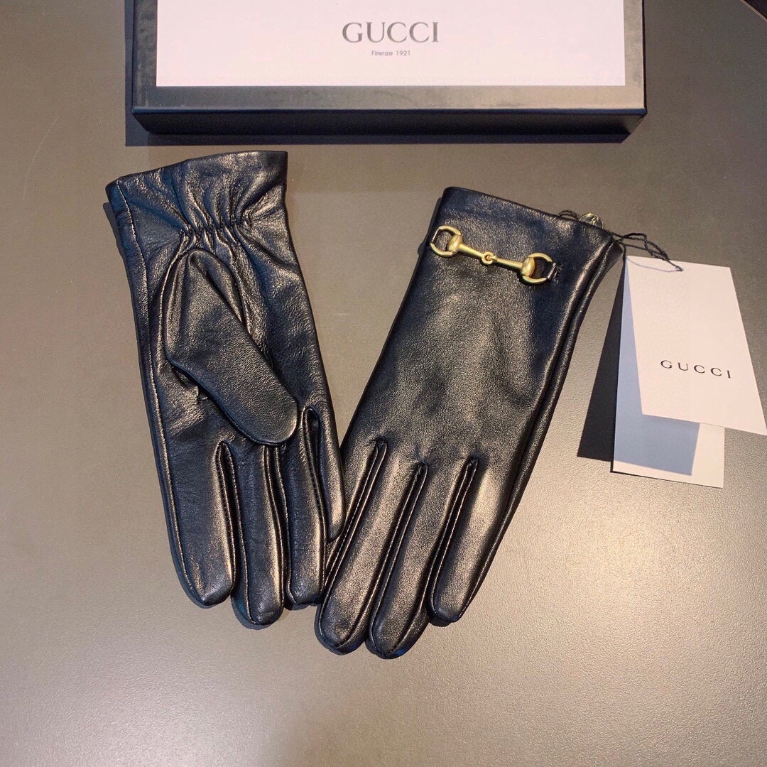Gvc*1 Gloves With Hoursebit In Black