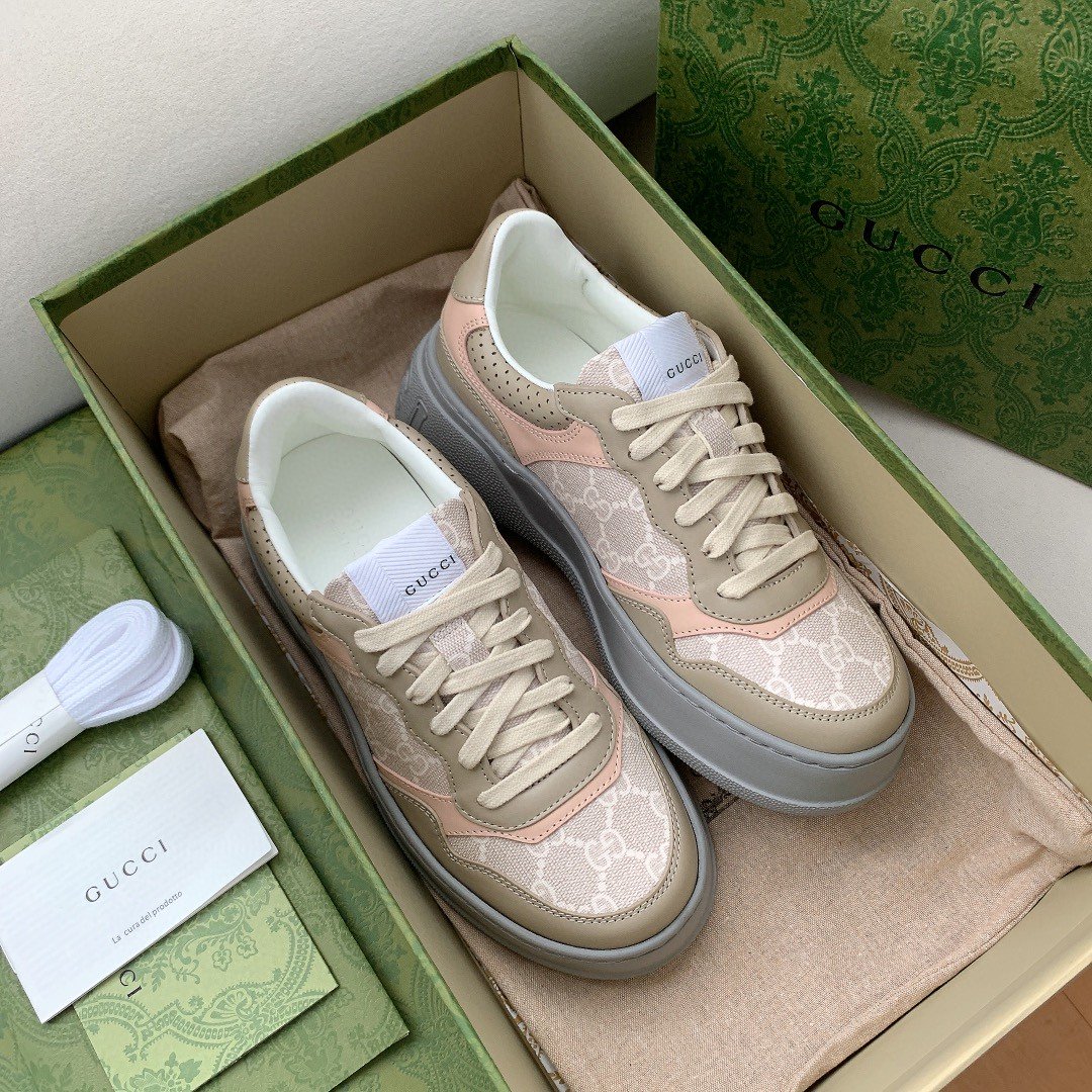 Gvc*1 Women’s GG Sneaker White And Beige Svp*me For Women 700775 UPG90 9595